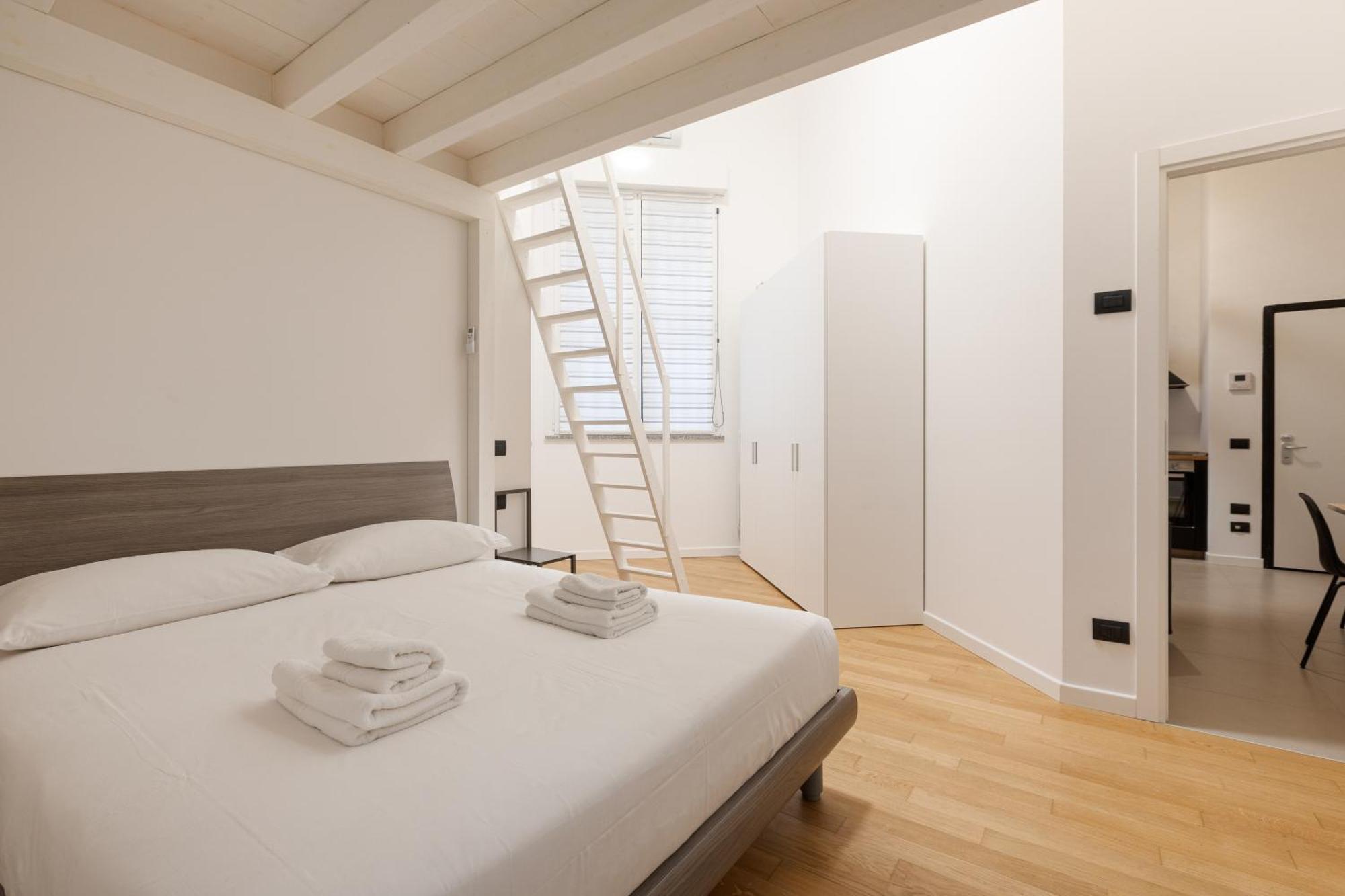 Cozy Corner With Balcony And Private Garage! Apartment มิลาน ภายนอก รูปภาพ